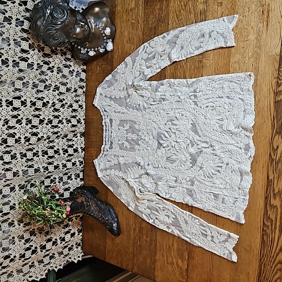 Buffalo David Bitton See Through Crochet Lace Mesh Top - Picture 12 of 12